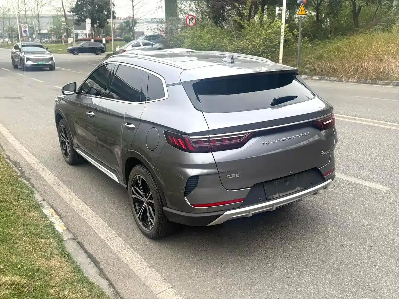 Song PLUS 2020 1.5T Automatic Flagship Edition — миниатюра 5