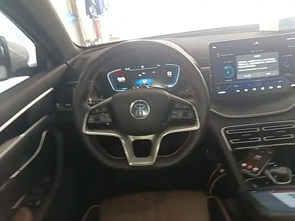 Song PLUS 2020 1.5T Automatic Premium Edition — миниатюра 11