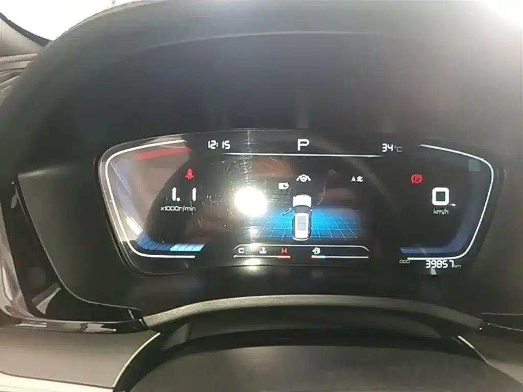 Song PLUS 2020 1.5T Automatic Premium Edition — миниатюра 12