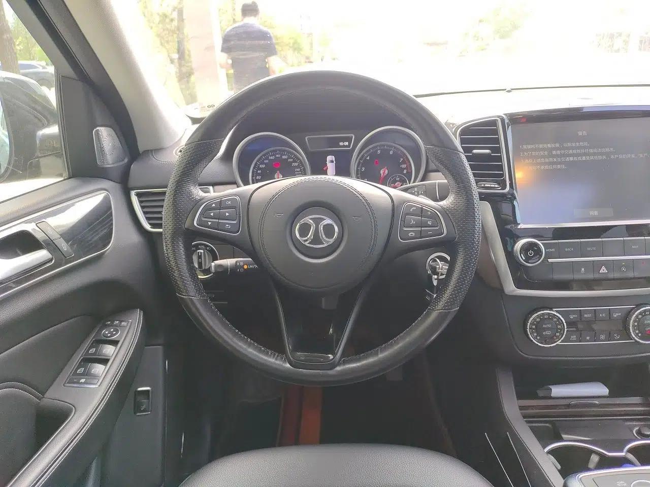 BAIC Off-Road BJ90 2021 3.0T Zhenrong Edition — миниатюра 7