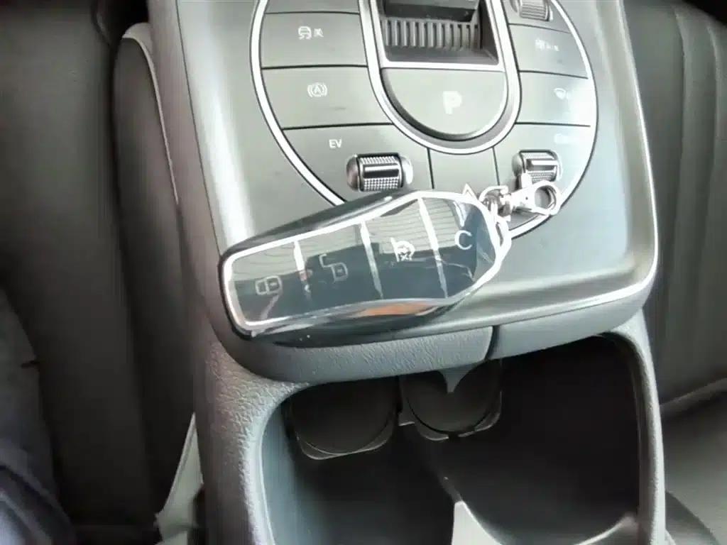 Hiace 05 DM-i 2025 DM-i 75KM Luxury Edition — миниатюра 9