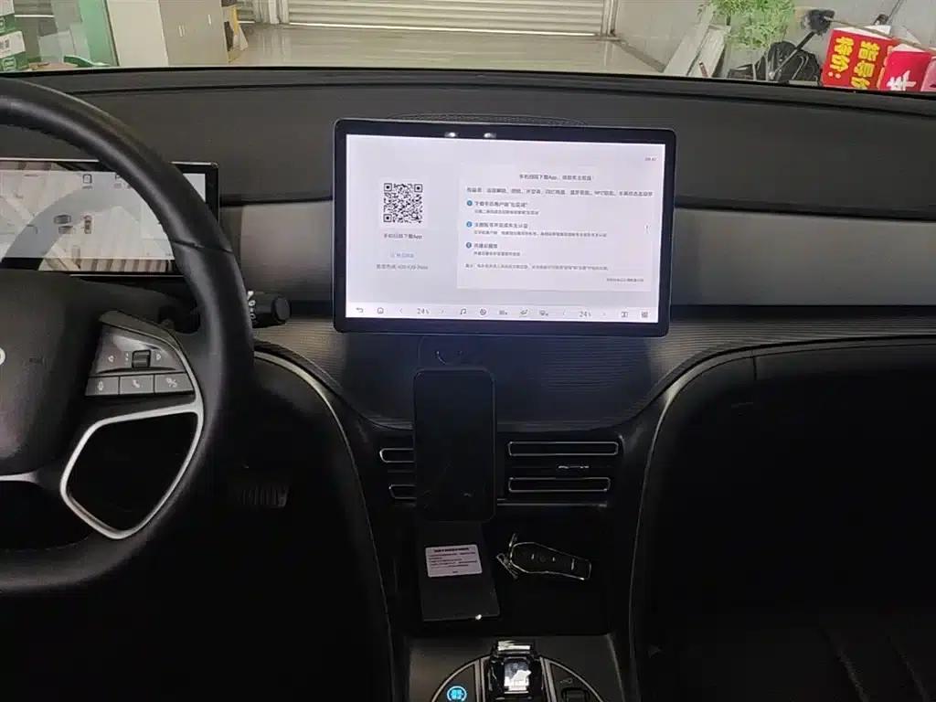 Hiace 05 DM-i 2025 DM-i Intelligent Driving Edition 75KM Luxury Model — миниатюра 13