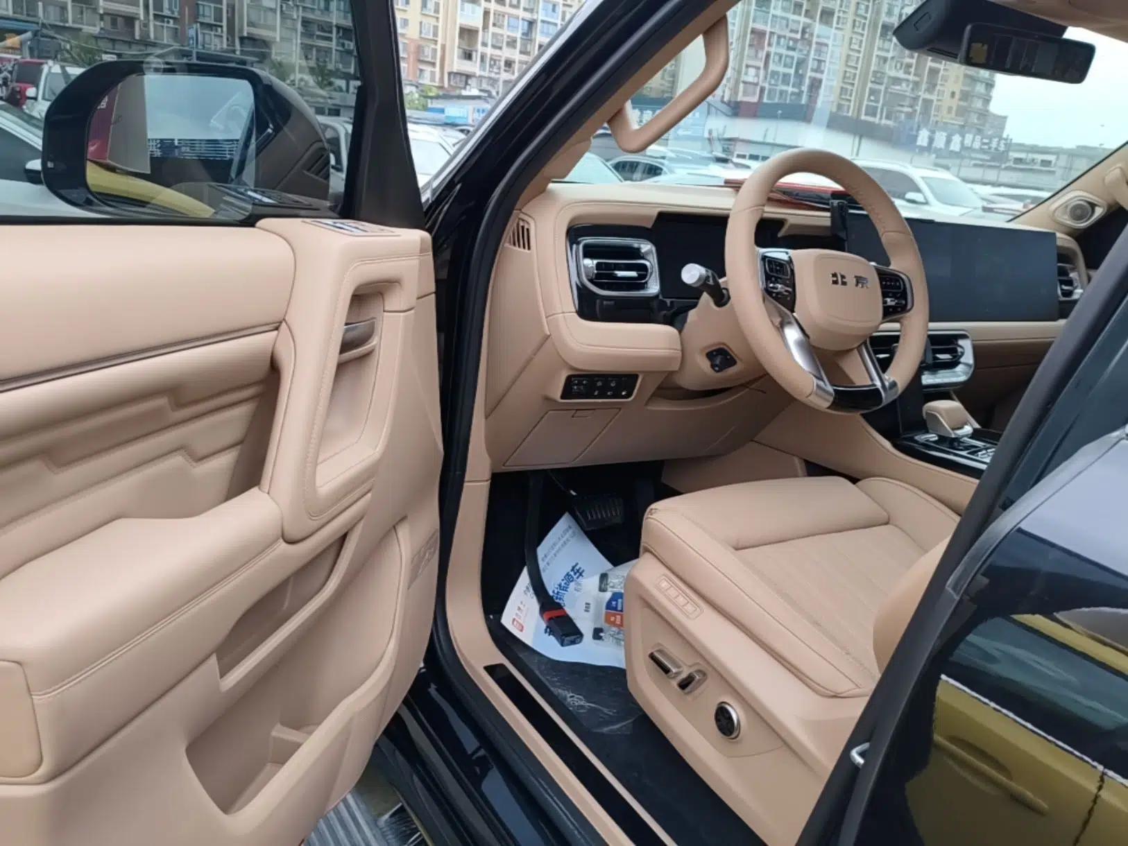 BAIC Off-Road BJ60 Leiting 2024 Magic Electric Drive Advanced Version 5 Seats — миниатюра 18