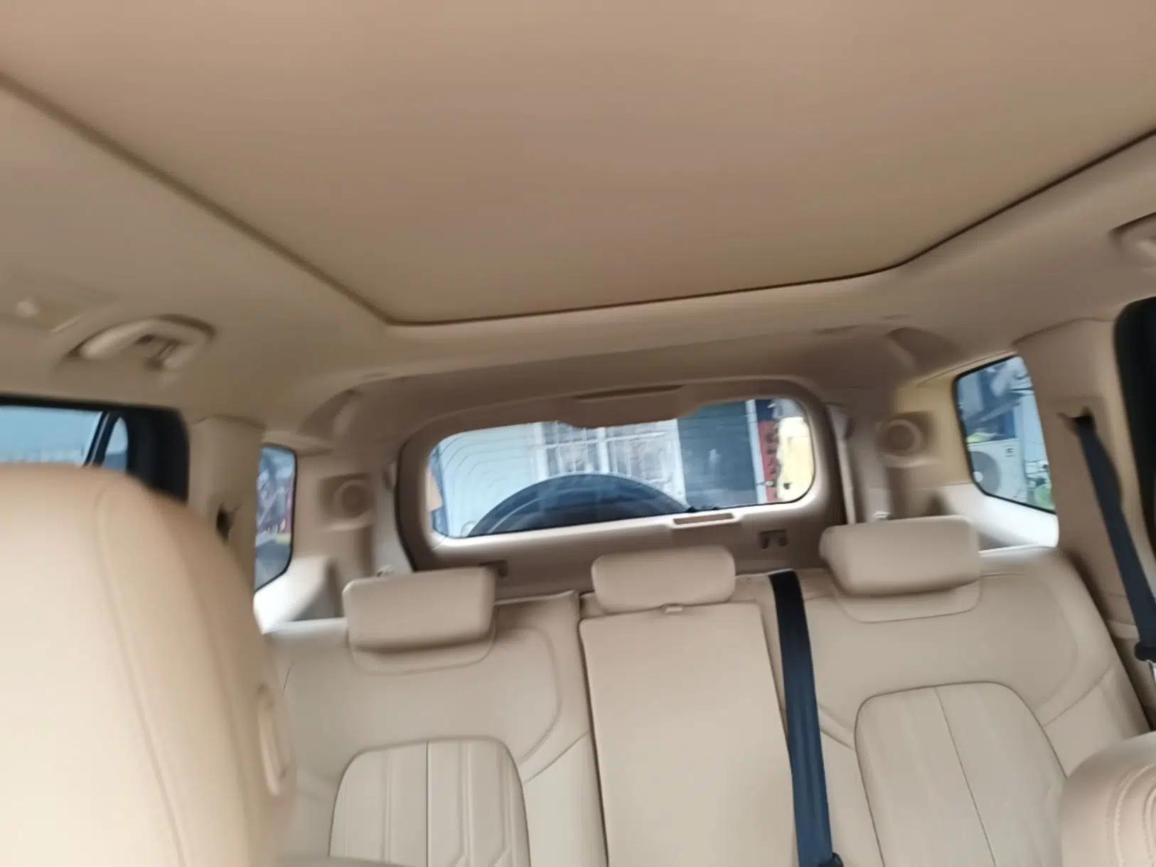 BAIC Off-Road BJ60 Leiting 2024 Magic Electric Drive Advanced Version 5 Seats — миниатюра 20
