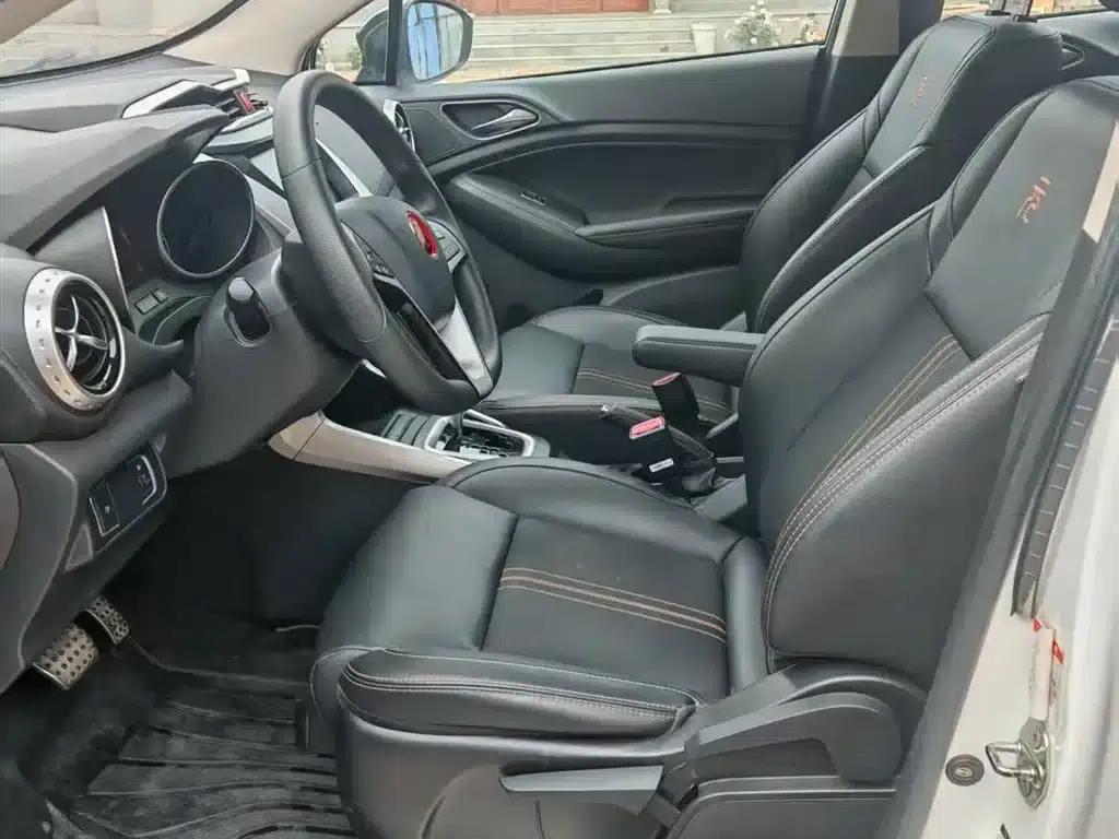 2017 Yuan 1.5L Automatic Cool Connected Edition — миниатюра 13