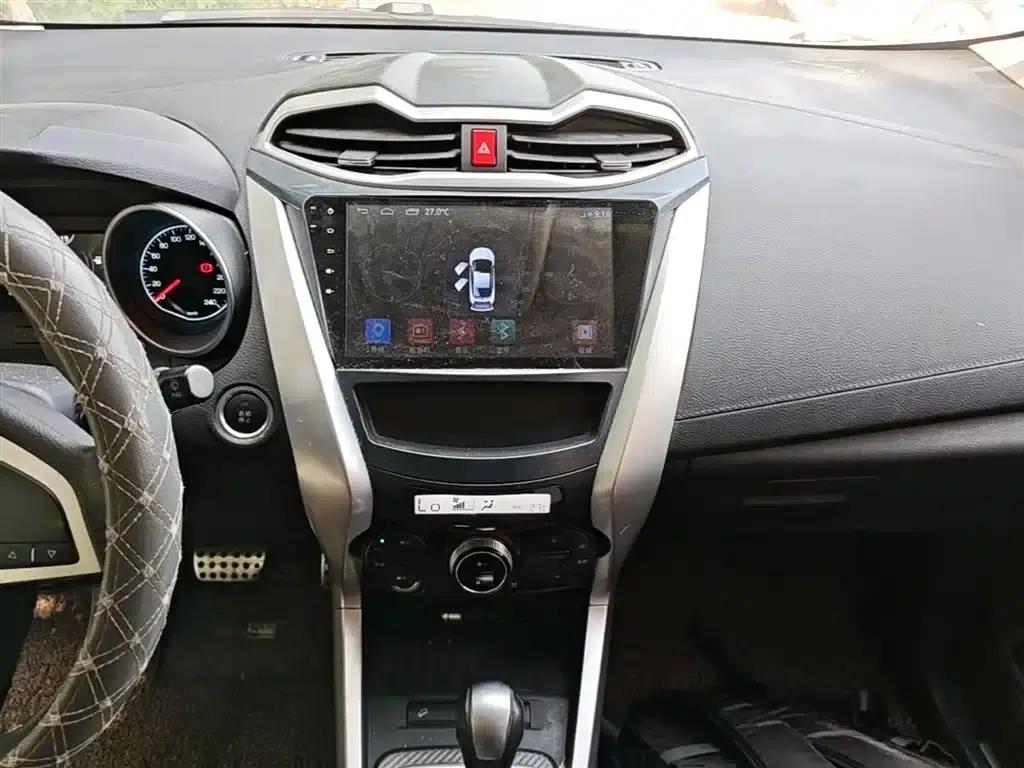 2017 Yuan 1.5L Automatic Cool and Stylish Model — миниатюра 13
