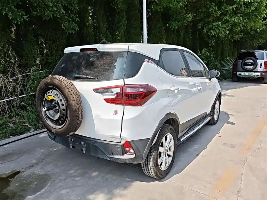 2017 Yuan 1.5L Automatic Cool and Stylish Model — миниатюра 7