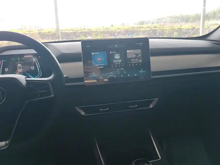 Qin Pro New Energy 2019 EV Travel Edition — миниатюра 13