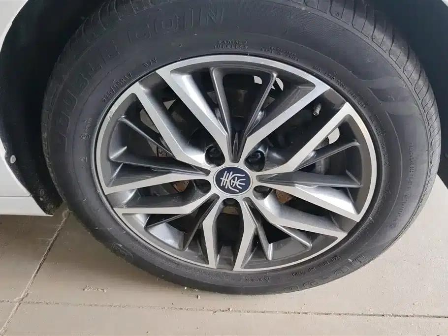 Qin Pro New Energy 2019 EV Travel Edition — миниатюра 6