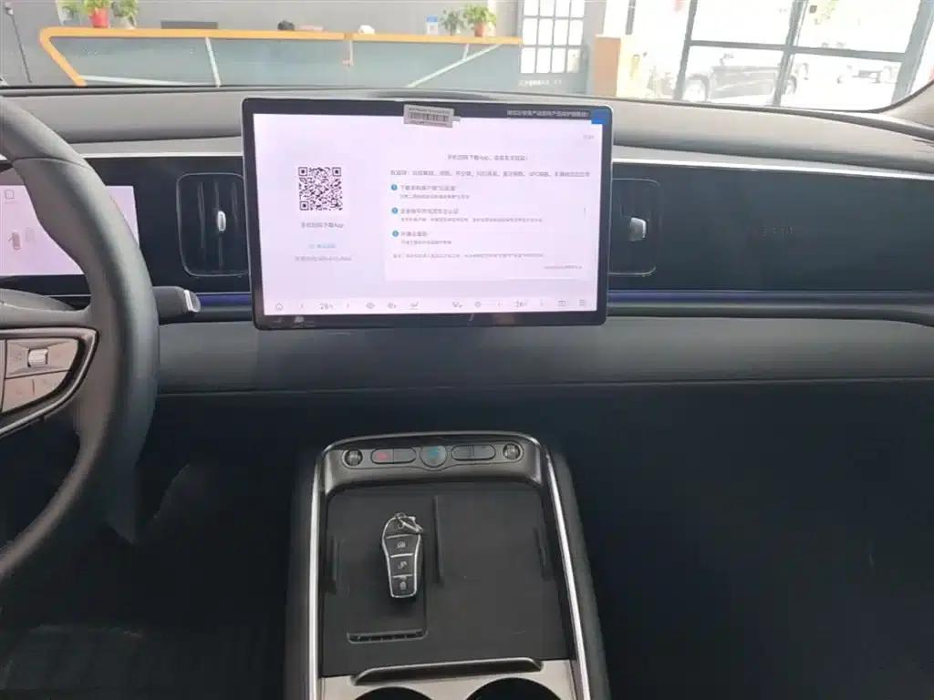 Hiace 05 EV 2025 520KM Flagship Intelligent Navigation Edition — миниатюра 13