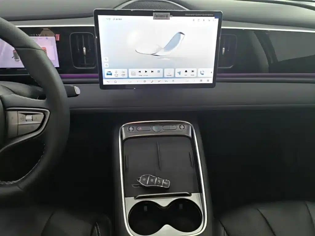 Hiace 05 EV 2025 520KM Flagship Intelligent Navigation Edition — миниатюра 13