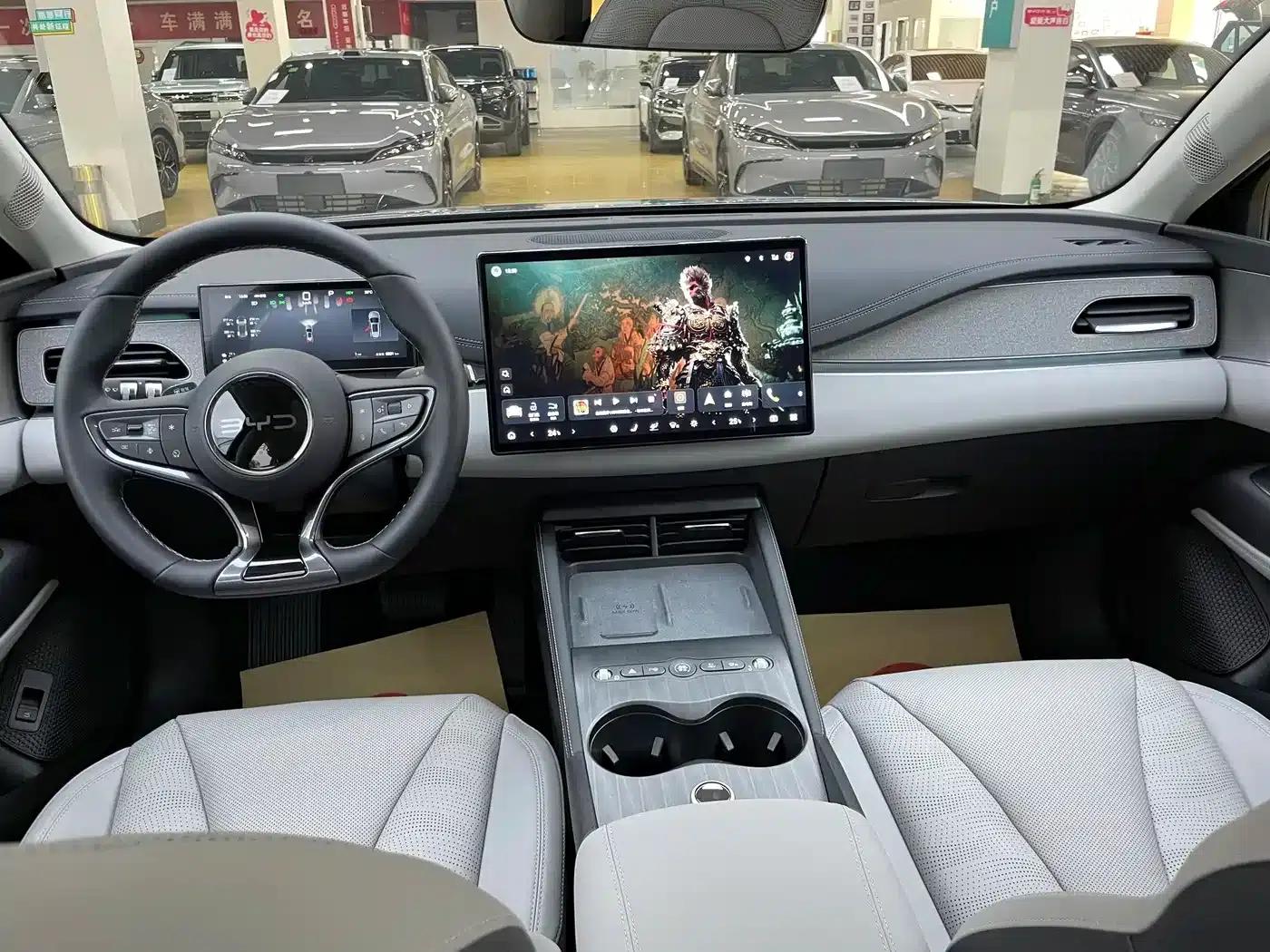 Seal 06 DM-i Touring Edition 2025 DM-i 150KM Flagship Model — миниатюра 6
