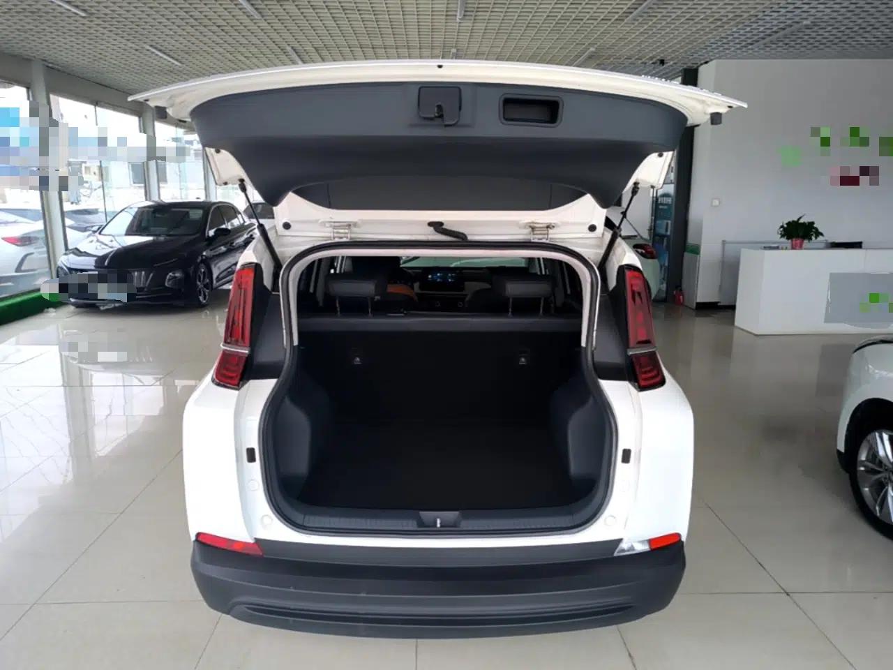 Bestune NAT 2023 PRO Comfortable Travel Extended Range Battery-Swap Version 401km — миниатюра 22