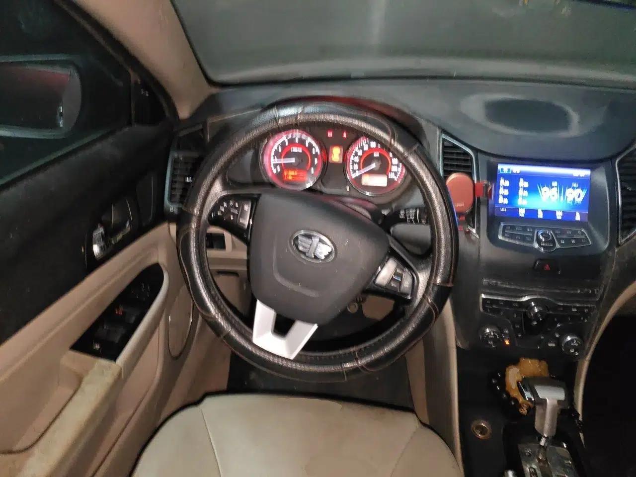 Bestune B50 2013 1.6L automatic luxury version — миниатюра 11