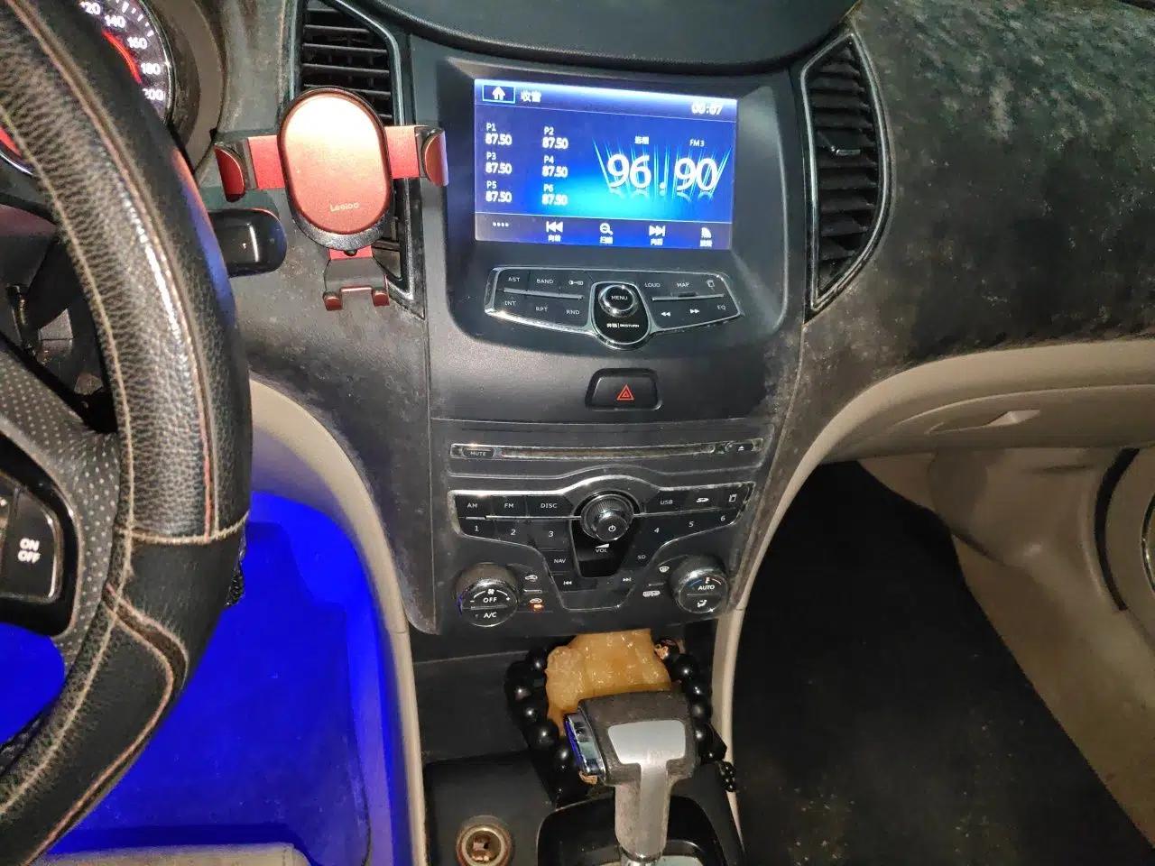Bestune B50 2013 1.6L automatic luxury version — миниатюра 14