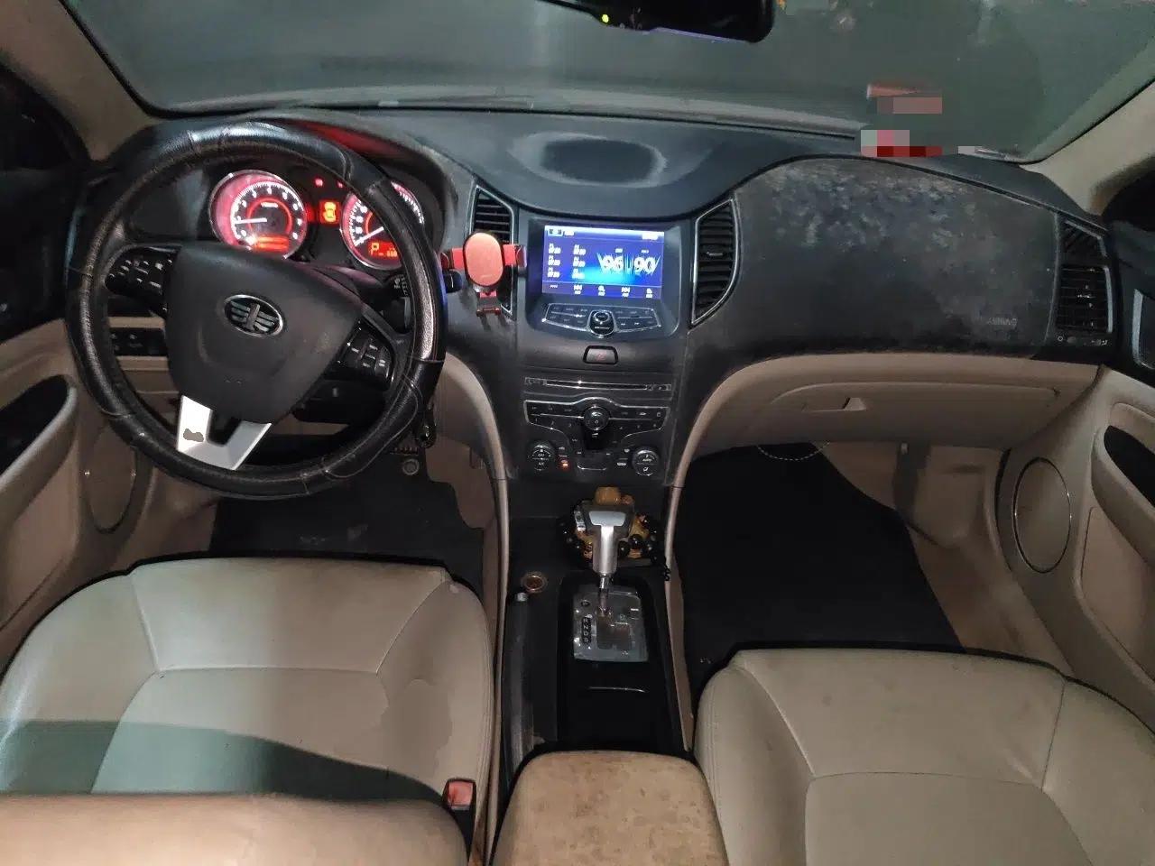 Bestune B50 2013 1.6L automatic luxury version — миниатюра 10