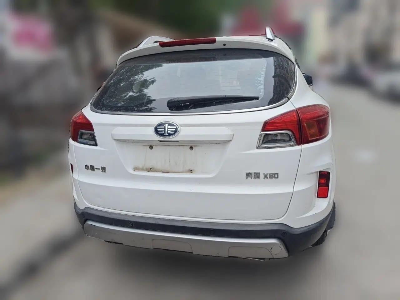 Bestune X80 2013 2.0L automatic comfort version — миниатюра 5