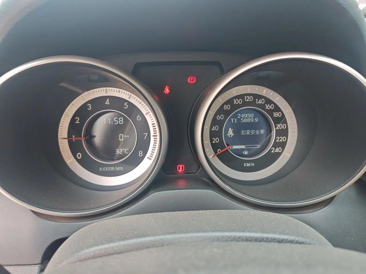 Bestune X80 2016 2.0L manual base trim — миниатюра 12