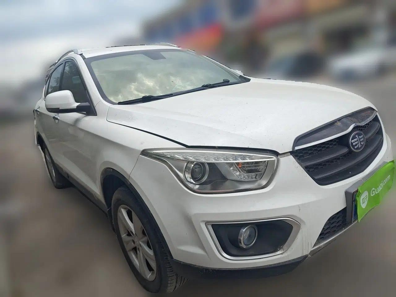 Bestune X80 2016 2.0L manual base trim — миниатюра 3