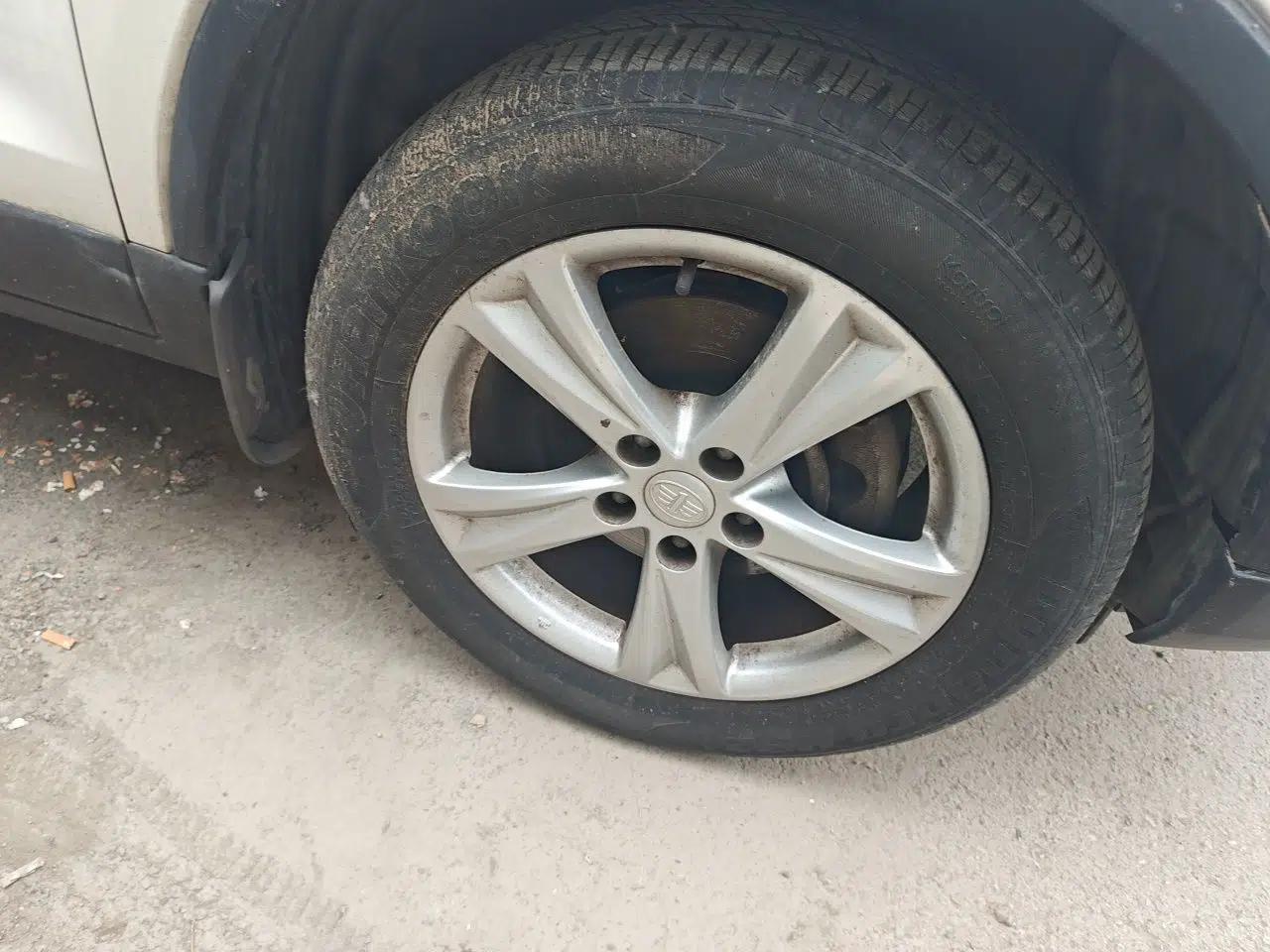 Bestune X80 2016 2.0L manual base trim — миниатюра 8