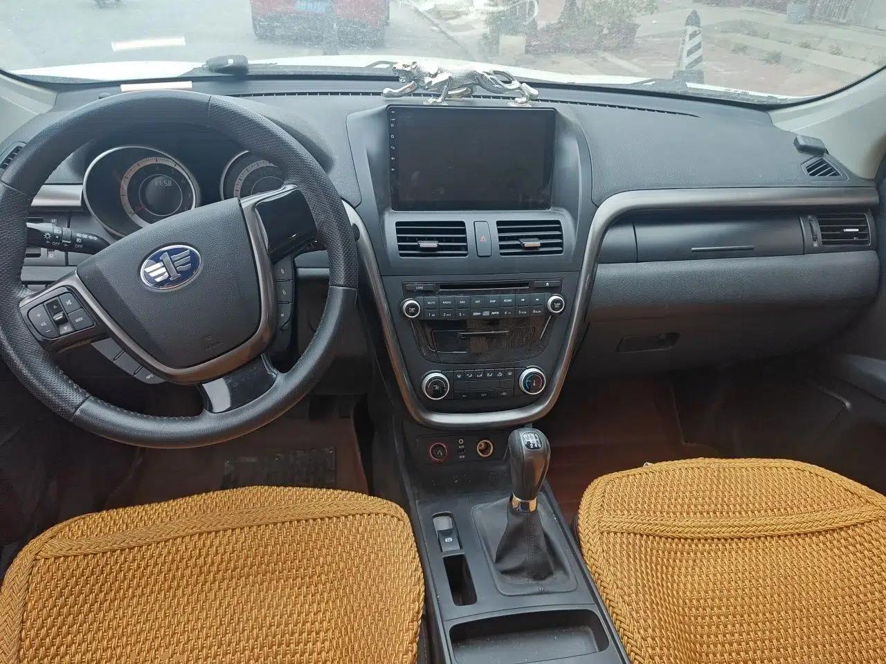 Bestune X80 2016 2.0L manual base trim — миниатюра 10