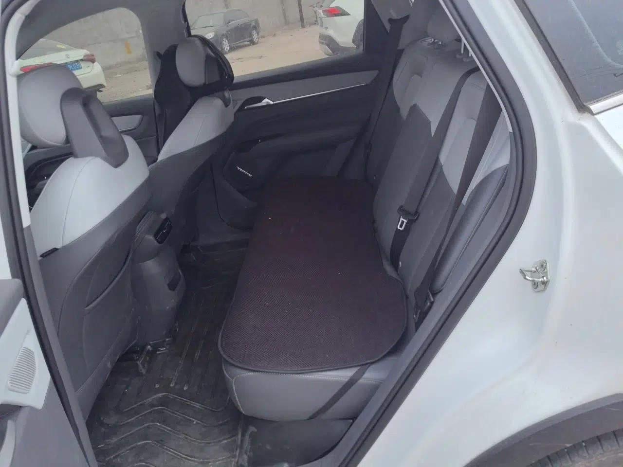 Bestune Yueyi 03 2025 565km Enjoy Edition — миниатюра 18