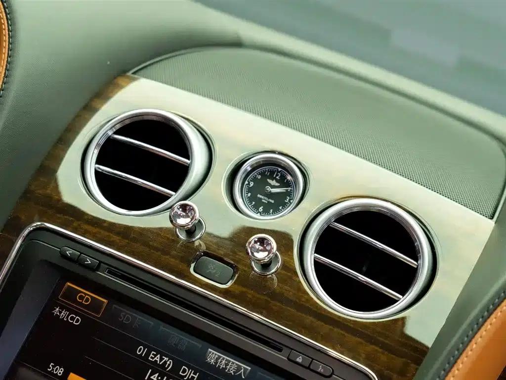 2017 Flying Spur 4.0T V8 Standard Edition — миниатюра 18