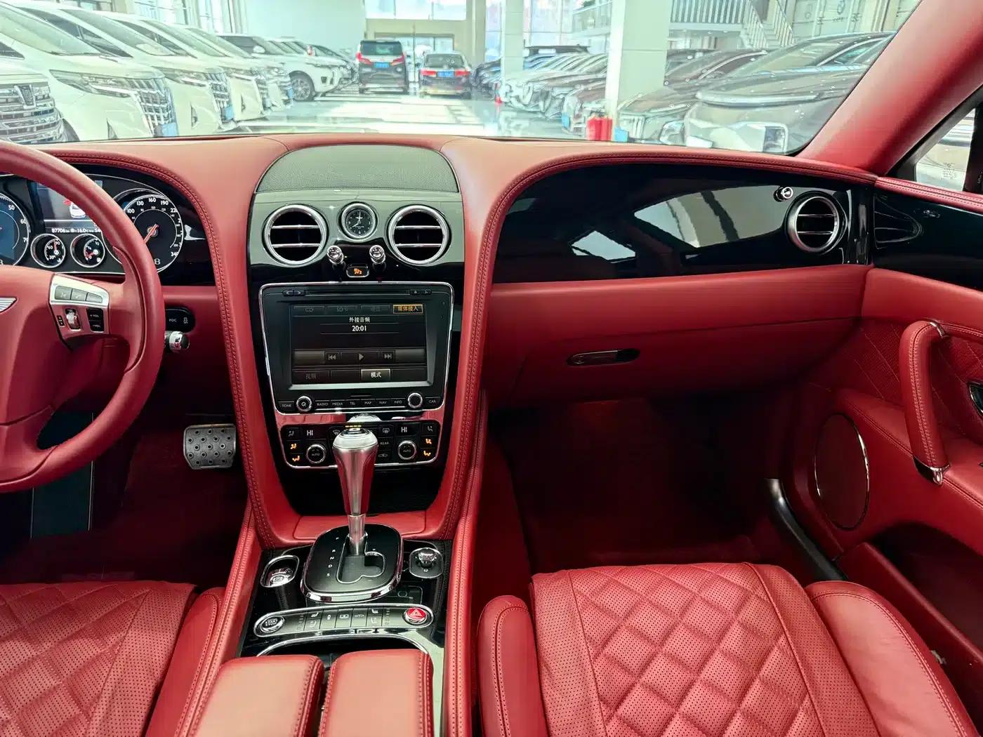 2016 Flying Spur 4.0T V8 Standard Edition — миниатюра 14