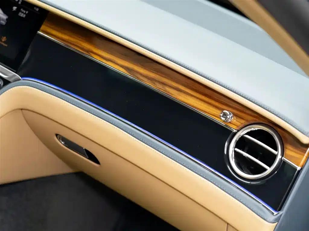 Flying Spur 2020 6.0T W12 Standard Edition — миниатюра 18