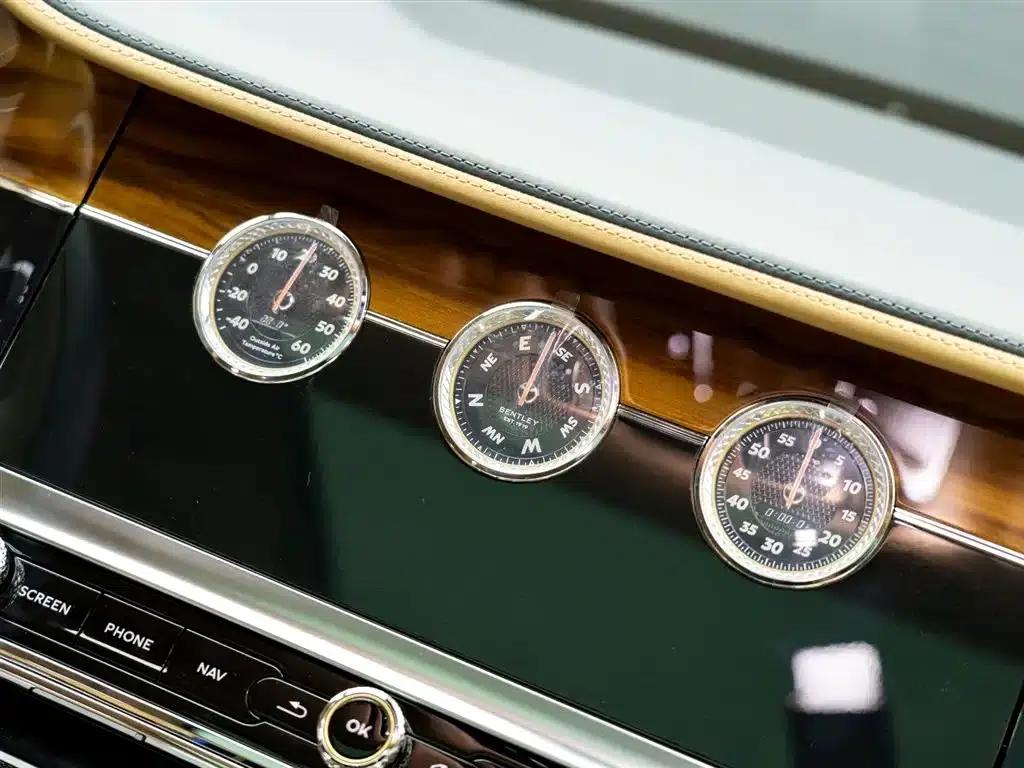 Flying Spur 2020 6.0T W12 Standard Edition — миниатюра 21