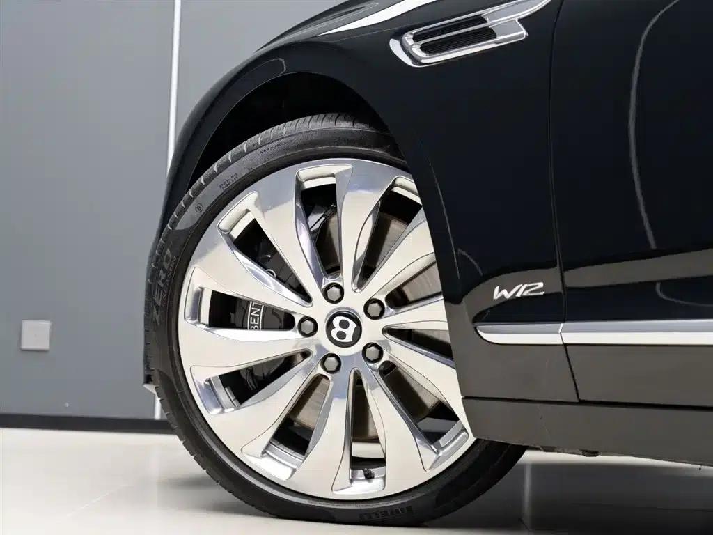 Flying Spur 2020 6.0T W12 Standard Edition — миниатюра 6