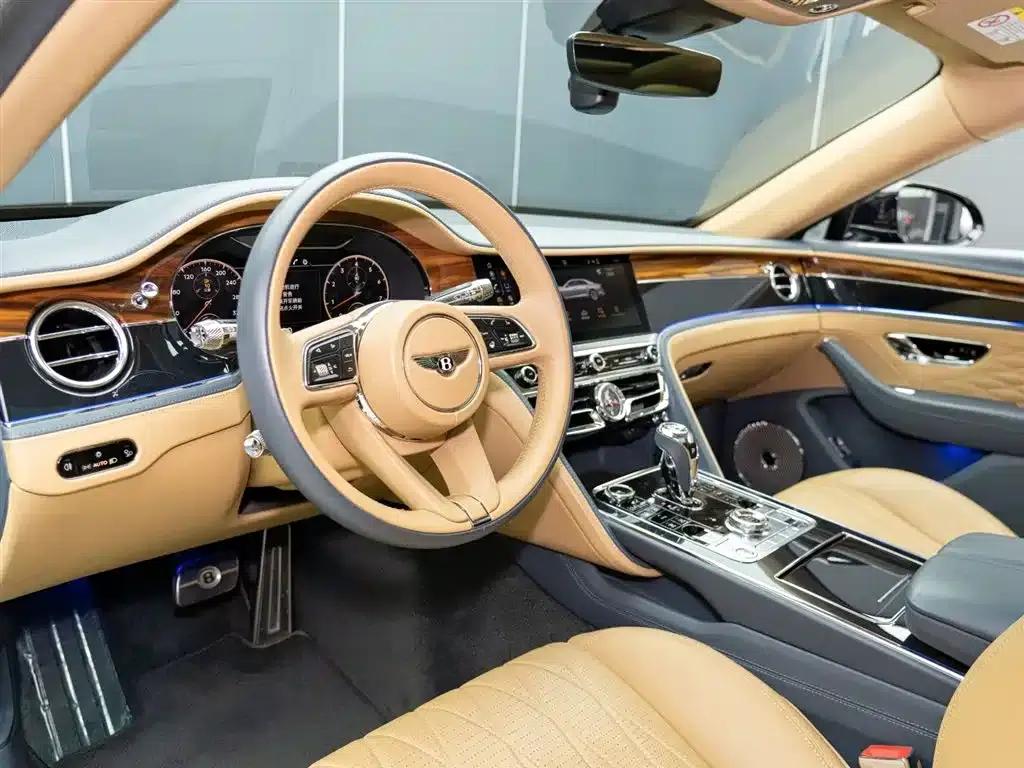 Flying Spur 2020 6.0T W12 Standard Edition — миниатюра 10