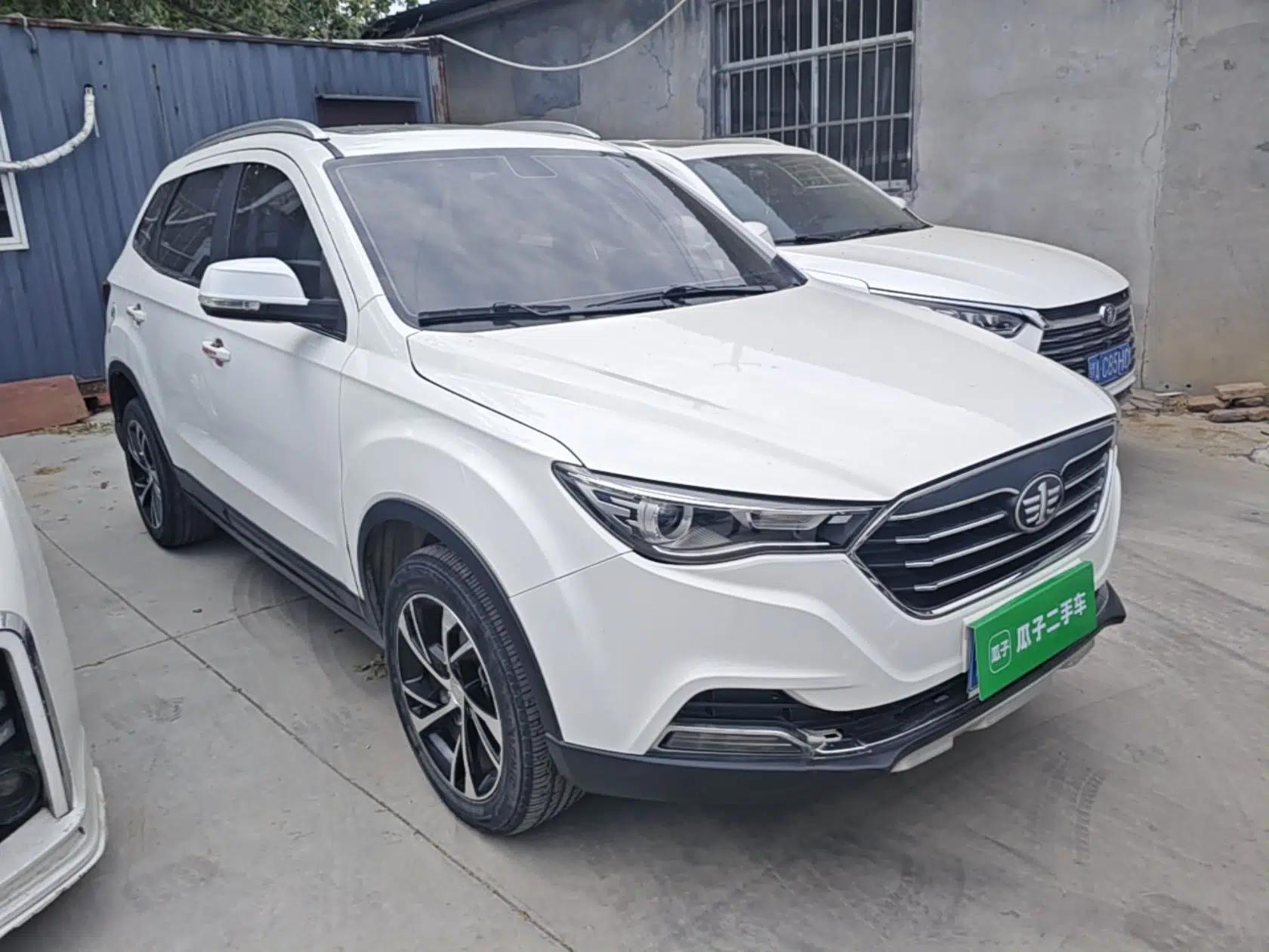 Bestune X40 2019 1.6L Automatic Luxury Version China V Emission Standard — миниатюра 3