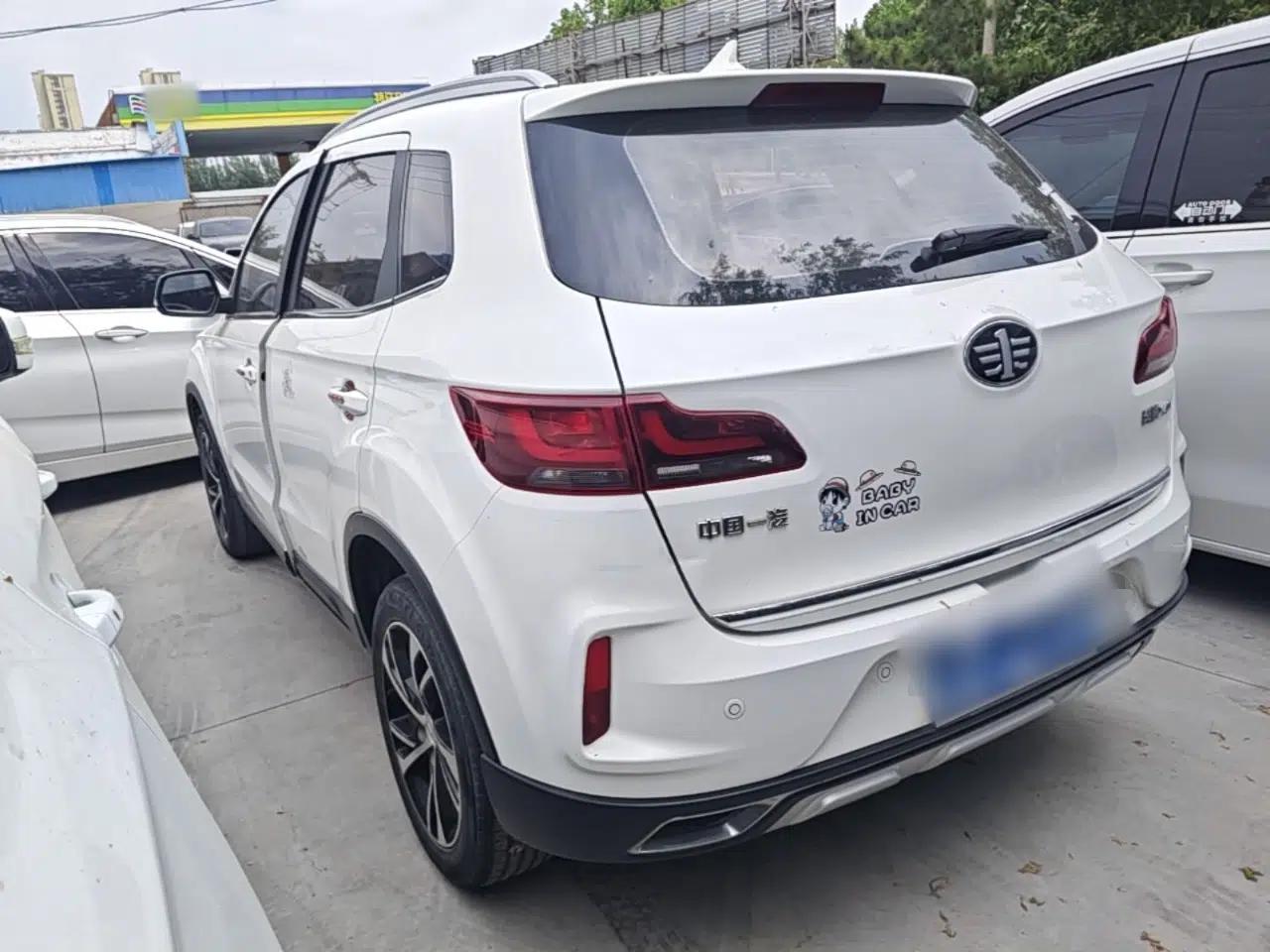 Bestune X40 2019 1.6L Automatic Luxury Version China V Emission Standard — миниатюра 4
