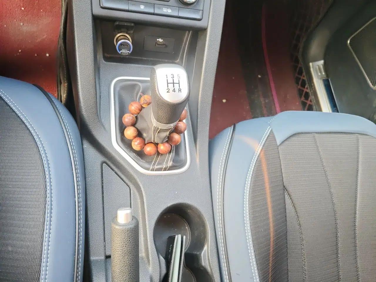 Bestune X40 2017 1.6L Manual Luxury Edition — миниатюра 15