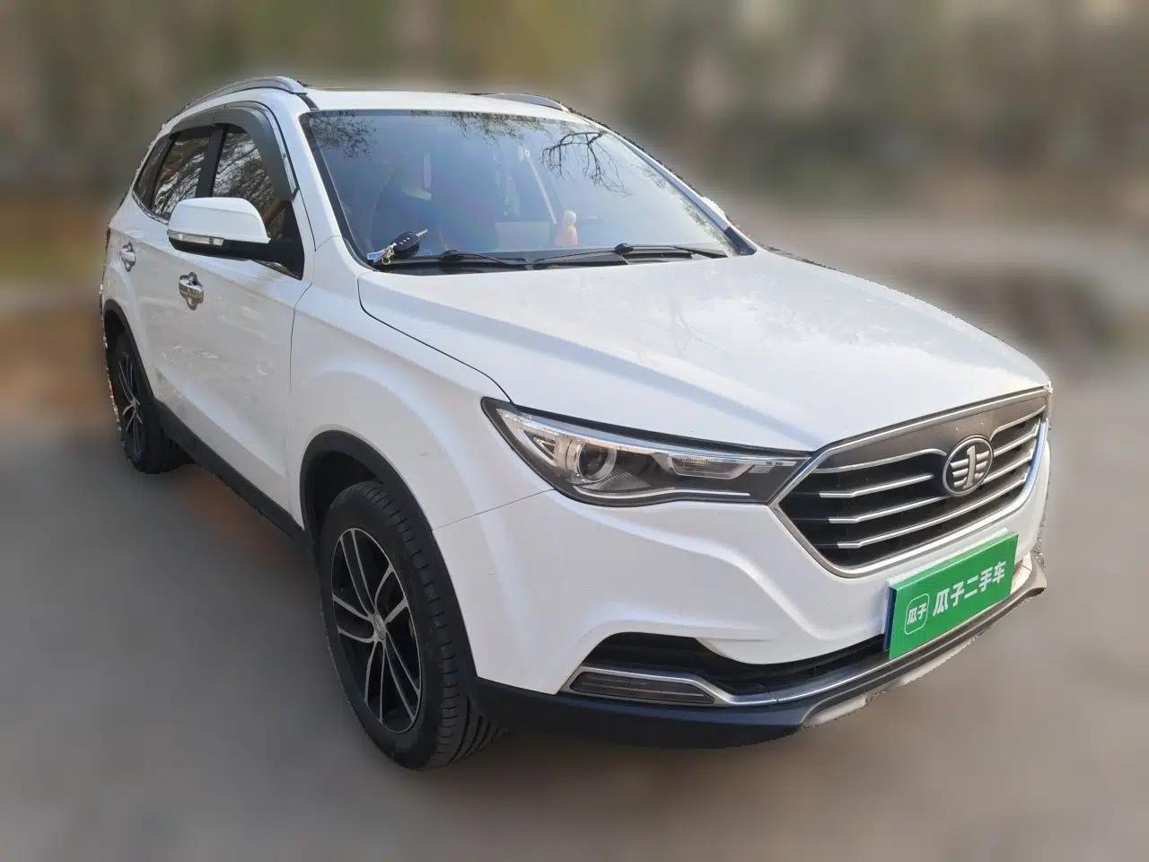 Bestune X40 2017 1.6L Manual Luxury Edition — миниатюра 3