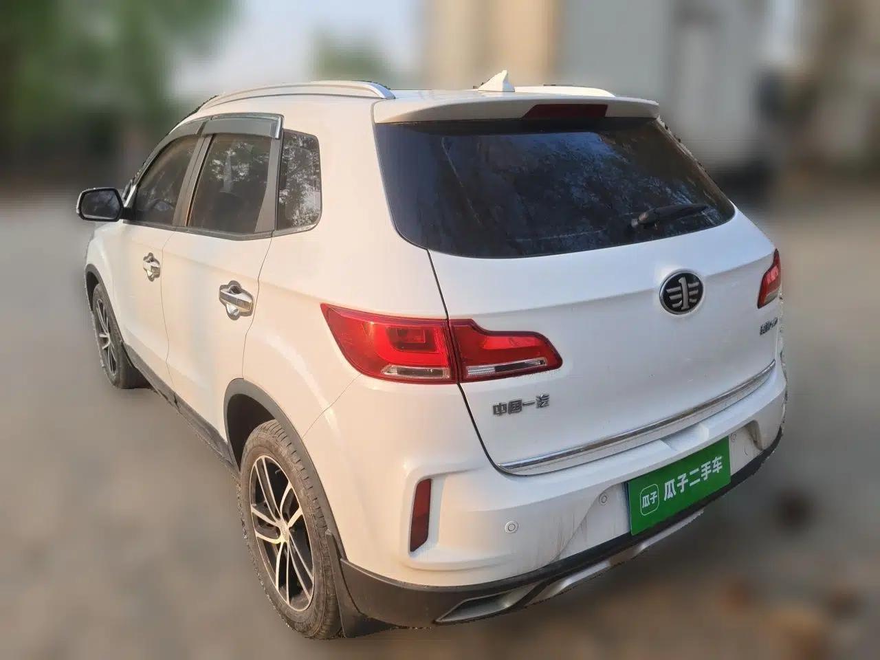 Bestune X40 2017 1.6L Manual Luxury Edition — миниатюра 4
