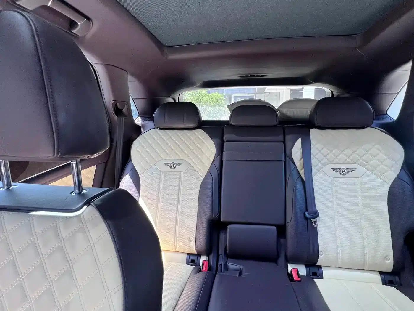 Bentayga 2021 4.0T V8 — миниатюра 9