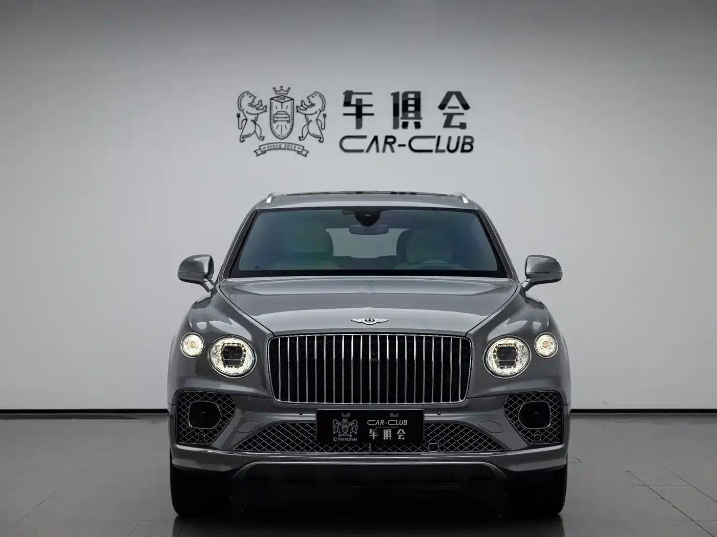 Bentayga 2023 4.0T V8 Long Wheelbase Elegance Edition — миниатюра 2