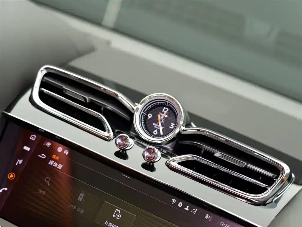 Bentayga 2022 4.0T V8 — миниатюра 20
