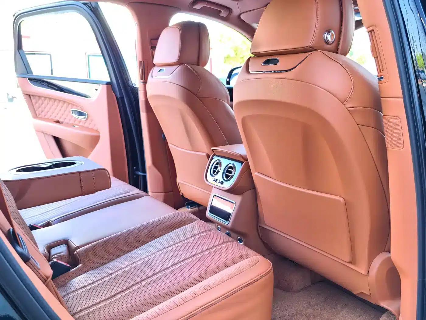 Bentayga 2022 4.0T V8 — миниатюра 19