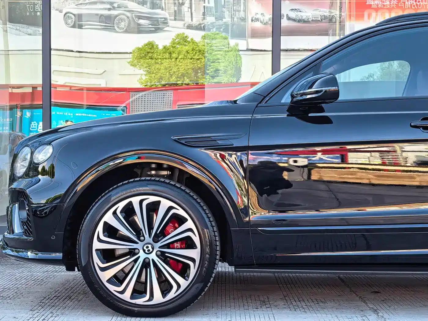Bentayga 2022 4.0T V8 — миниатюра 7