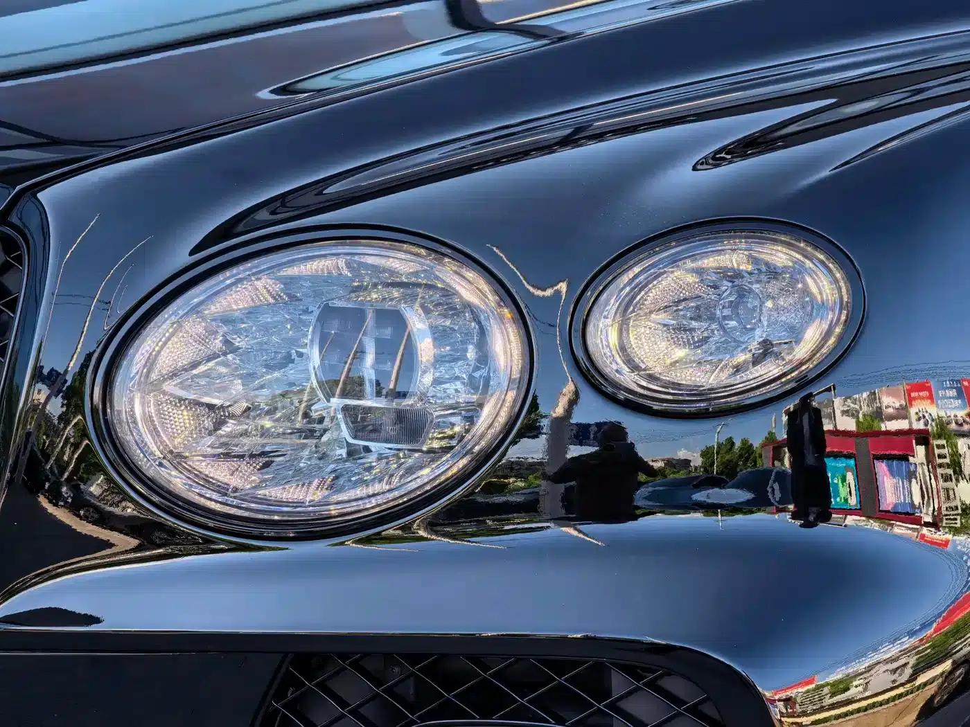 Bentayga 2022 4.0T V8 — миниатюра 10