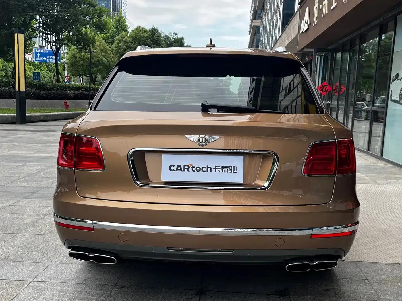 Bentayga 2018 4.0T V8 — миниатюра 5