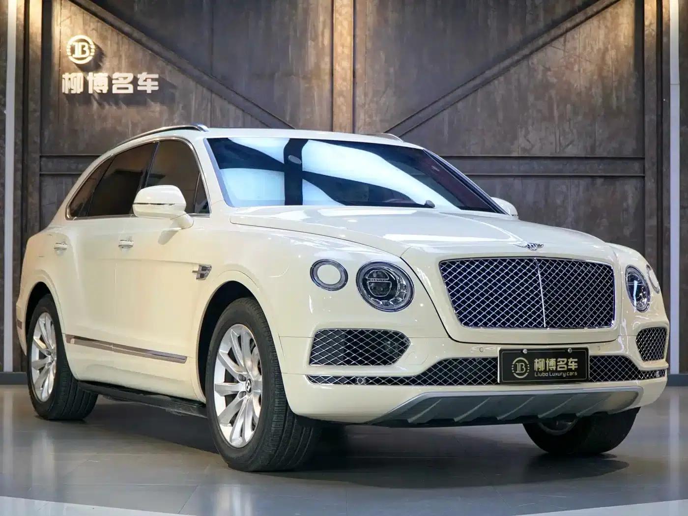 Bentayga 2017 6.0T Standard Edition — миниатюра 15