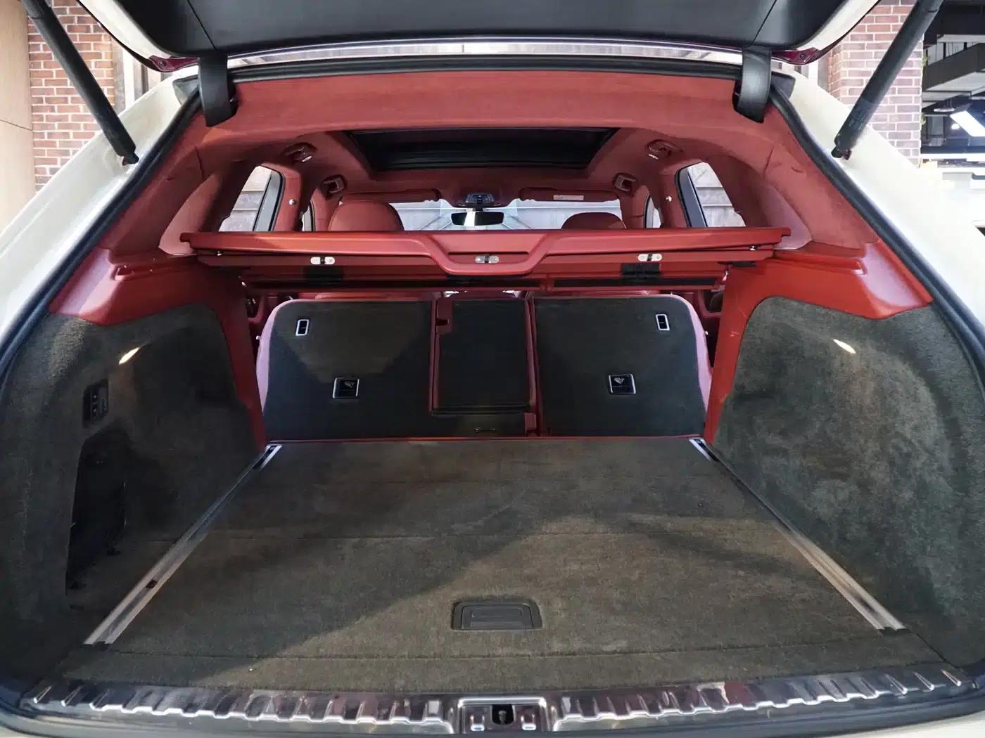 Bentayga 2017 6.0T Standard Edition — миниатюра 18