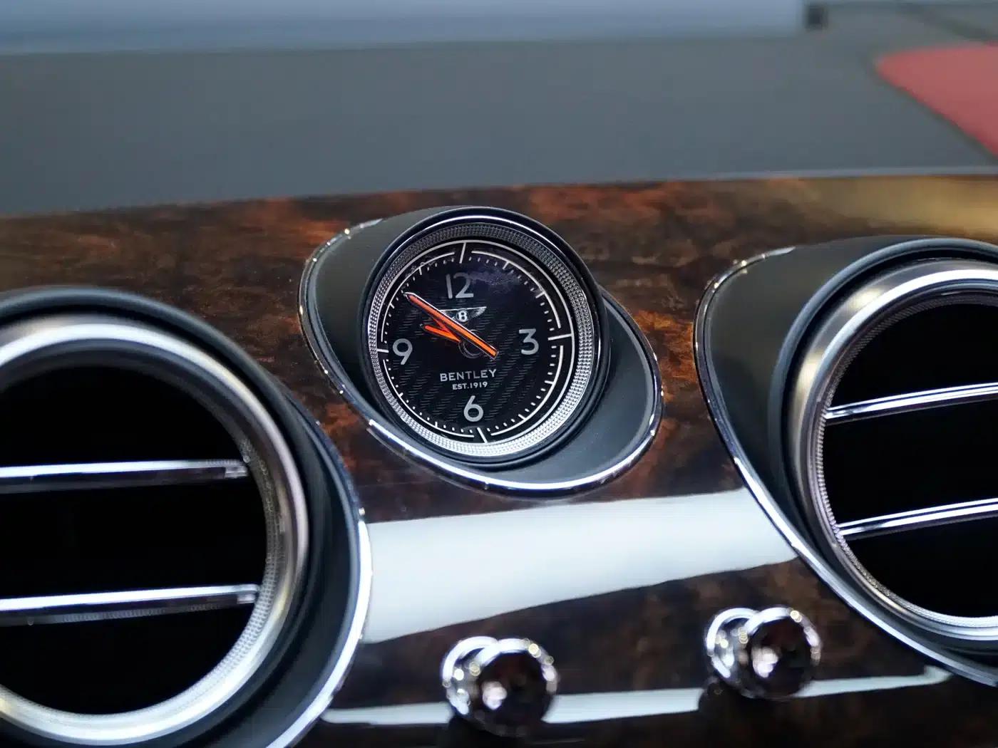 Bentayga 2017 6.0T Standard Edition — миниатюра 22