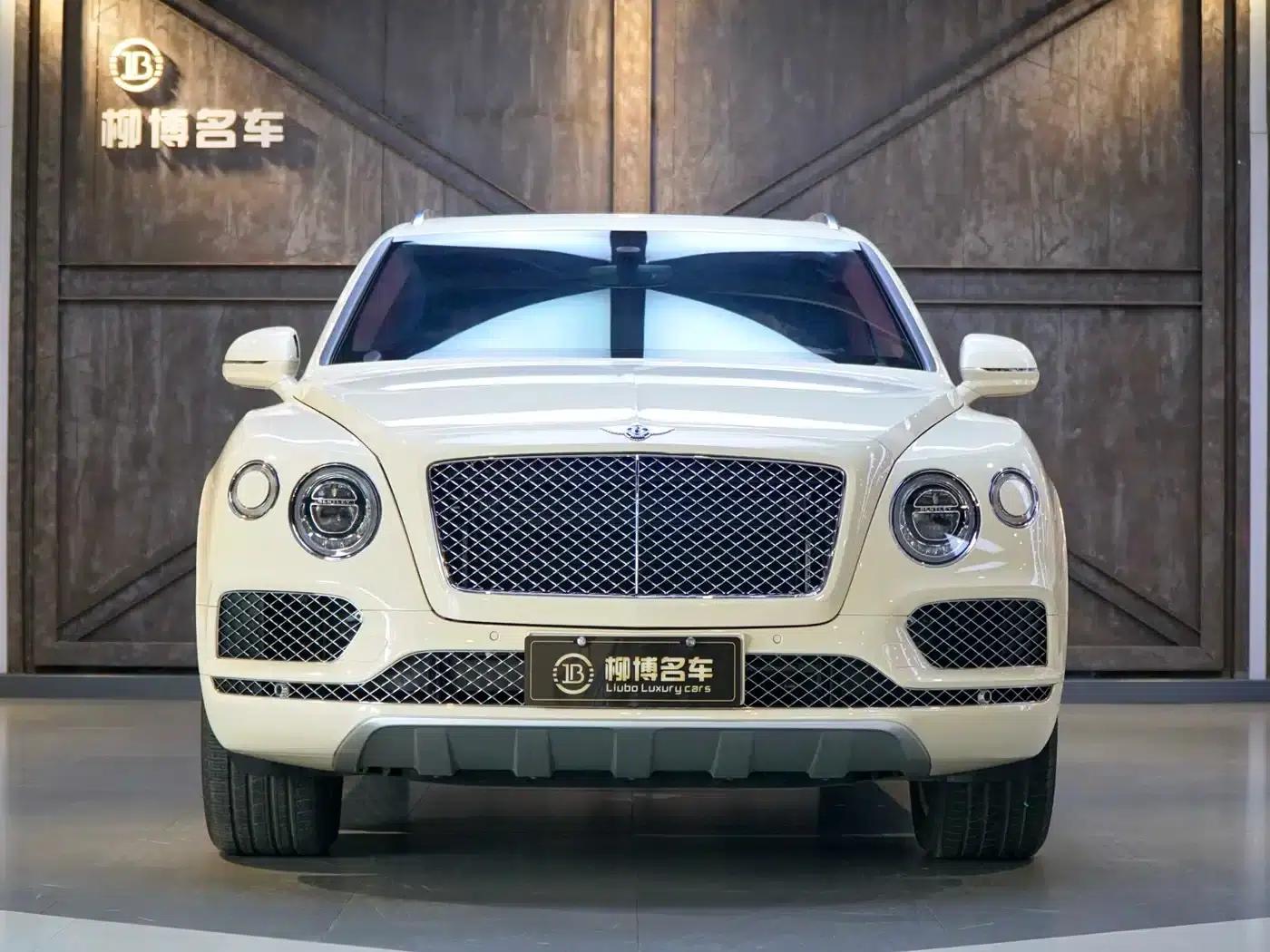 Bentayga 2017 6.0T Standard Edition — миниатюра 6