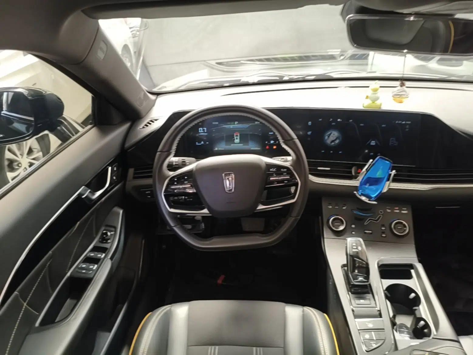 Bestune B70S 2022 1.5T Smart Trend Leader — миниатюра 14