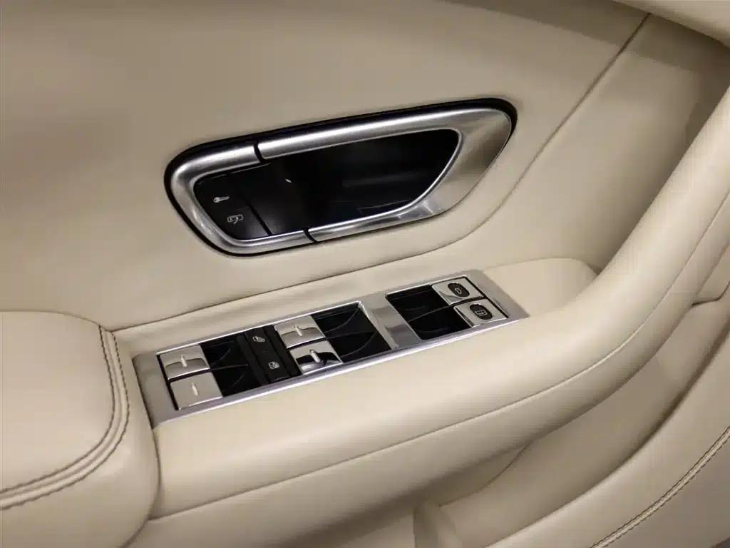 2015 Continental 6.0T GT W12 Standard Edition — миниатюра 23